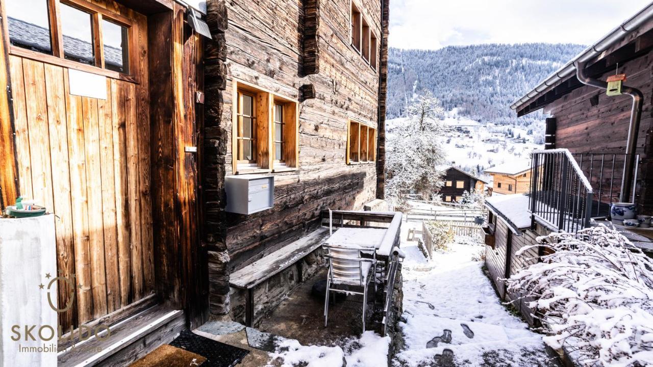 Heimeliges Walliserhaus Fiesch Kültér fotó